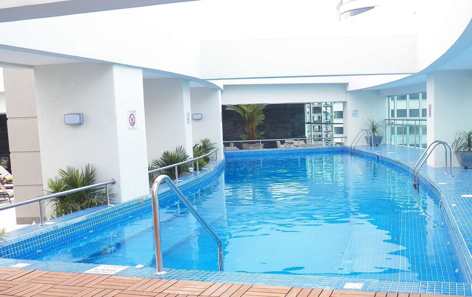 Wyndham Guayaquil Puerto Santa Ana 38/63