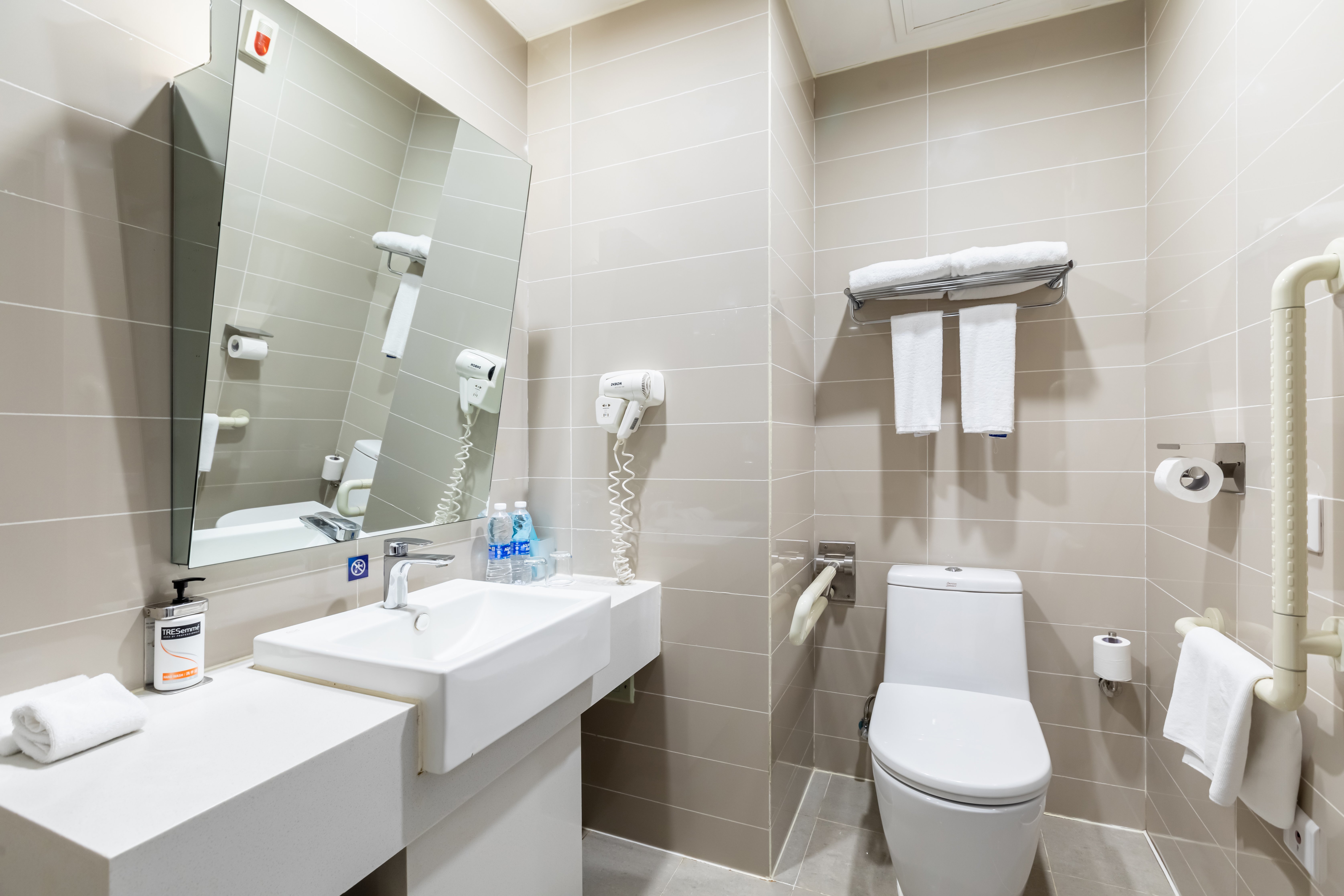 Holiday Inn Express SHENYANG NORTH STATION 36/36