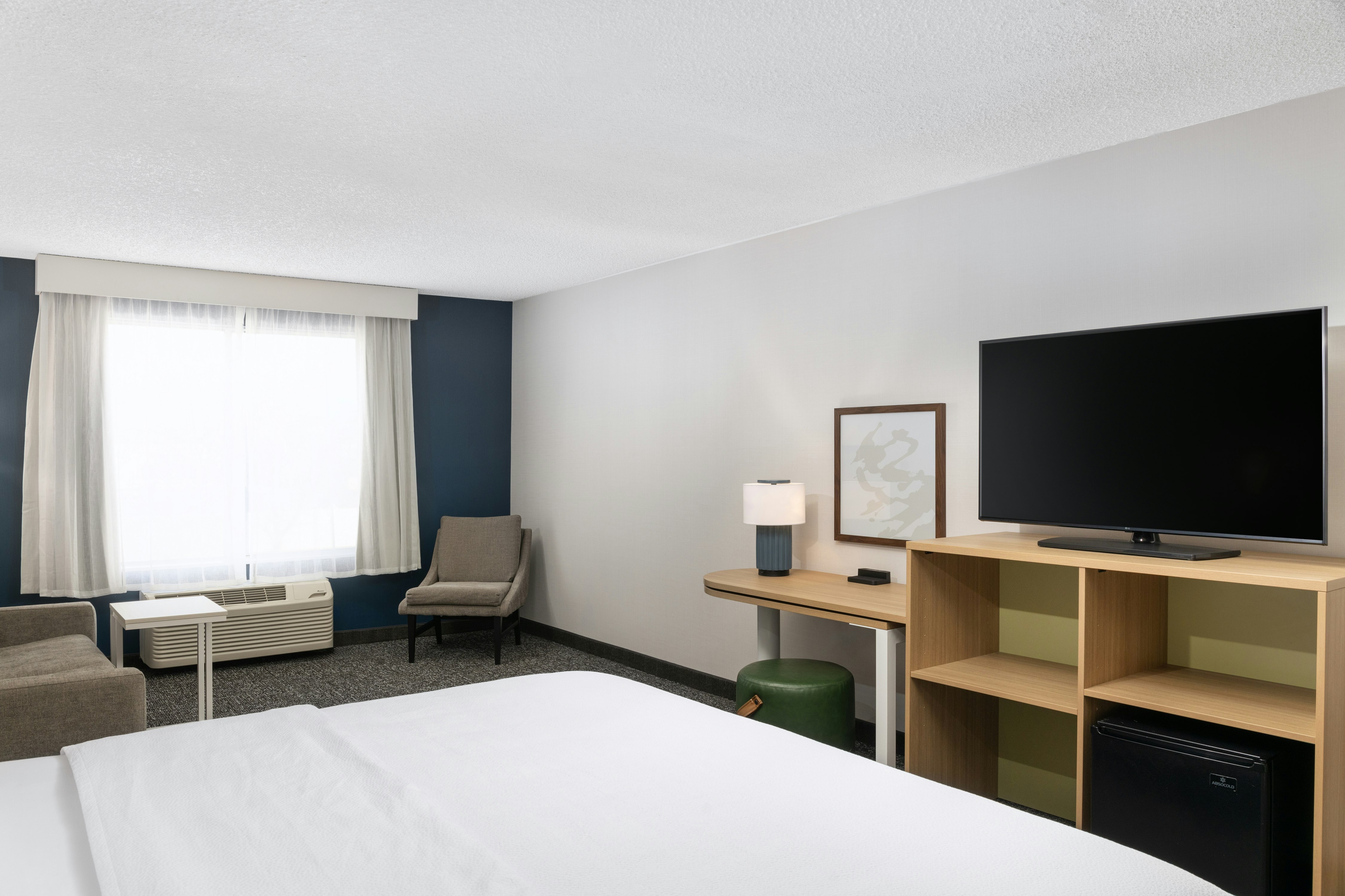 Room, King Bed, Sofa