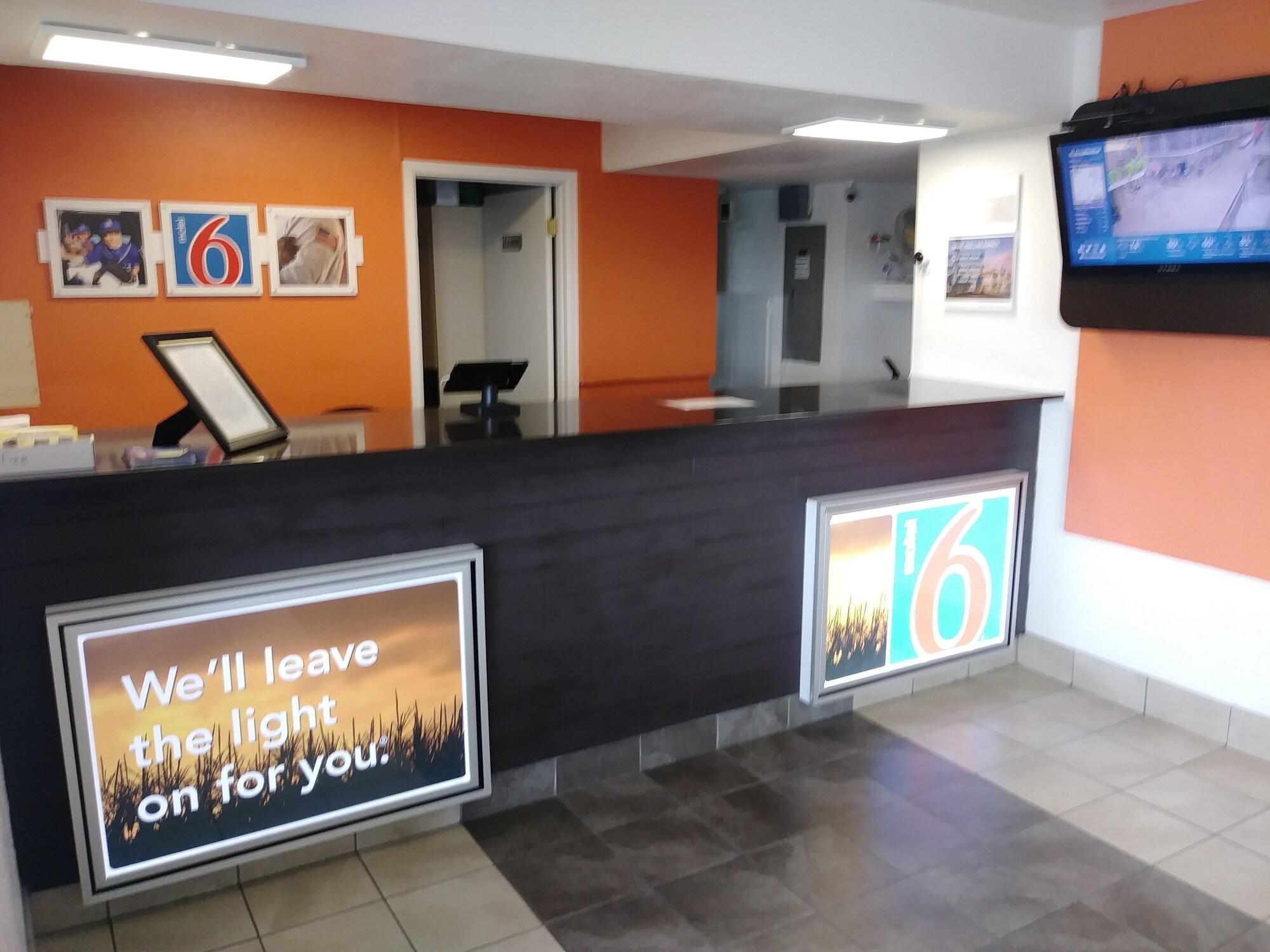 Lobby at Motel6 Goodland, KS, GOODLAND - KS