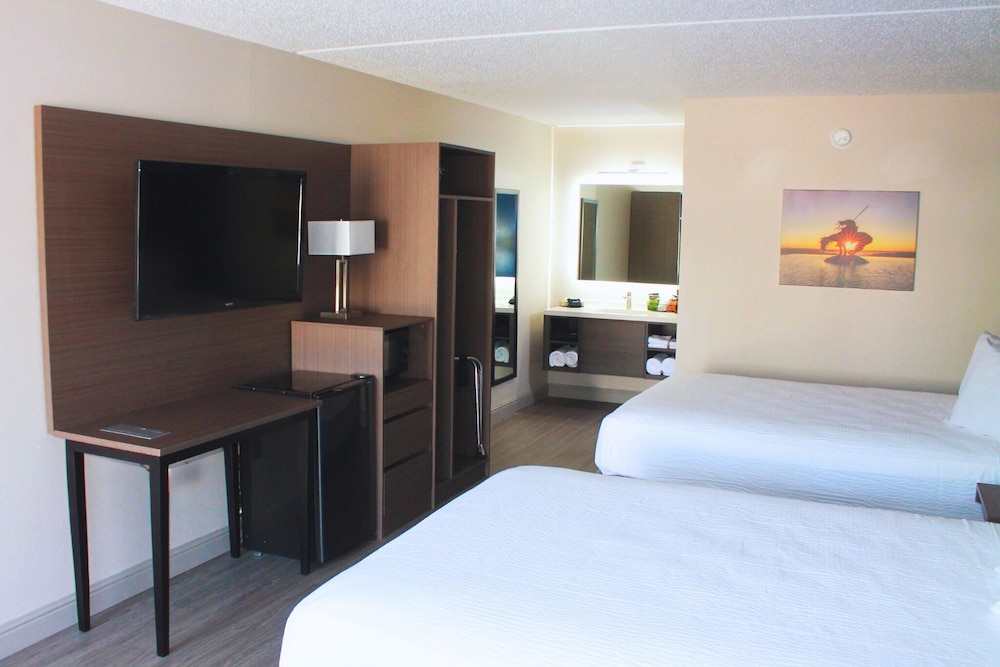 Angel Inn Near IMAX, a Travelodge by Wyndham 20/50