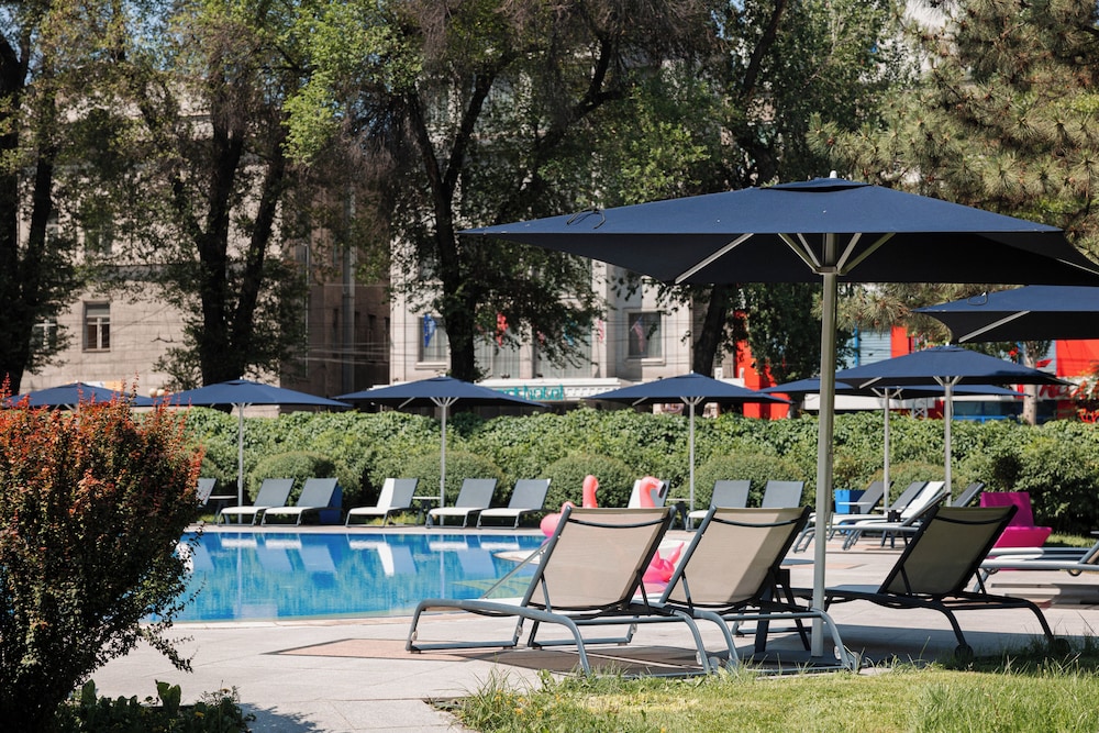 Hyatt Regency Bishkek 31/49