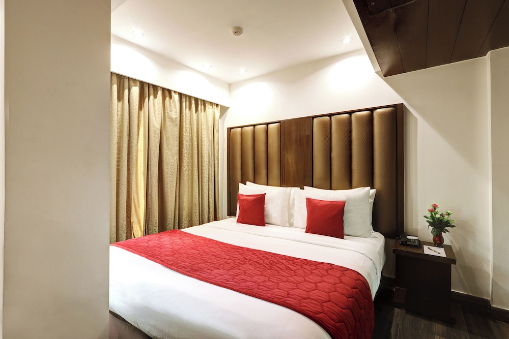 Flute Boutique Hotel 12/48
