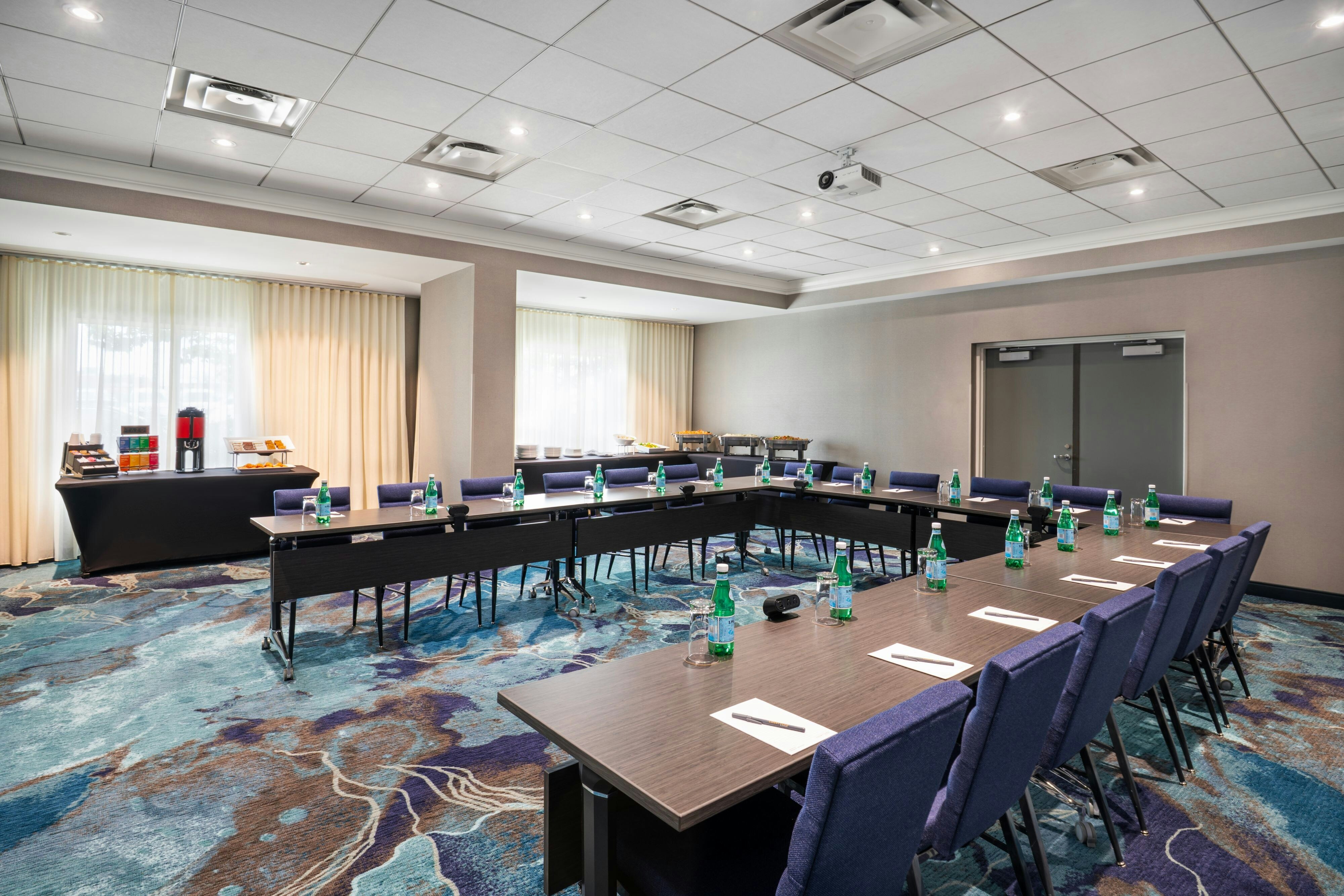 Courtyard Marriott Toronto Airport 52/56
