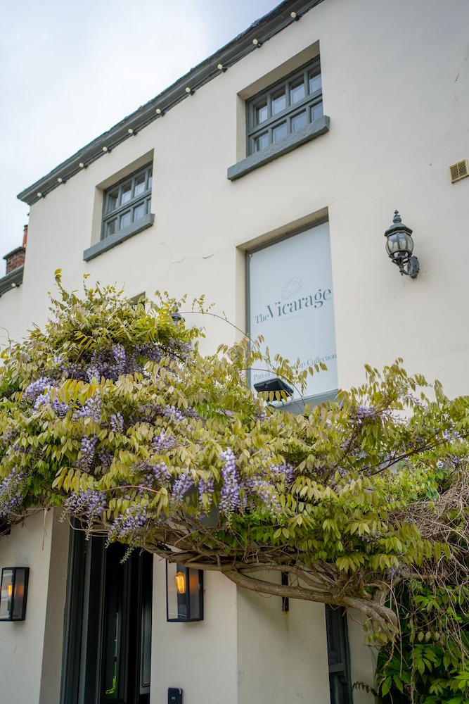 The Vicarage 1/46