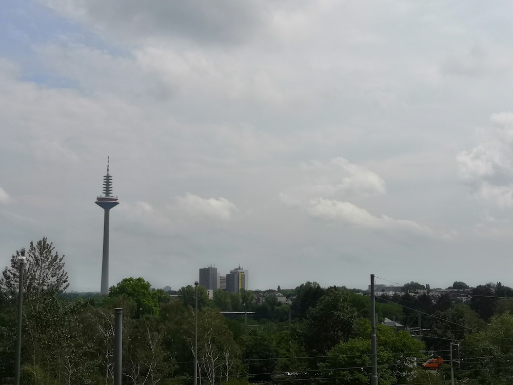 IBIS FRANKFURT MESSE WEST 60/61