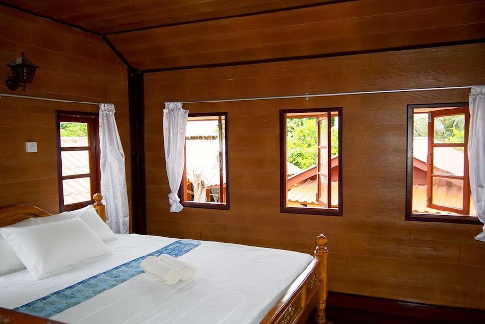 Coco Beach Bungalows 40/77