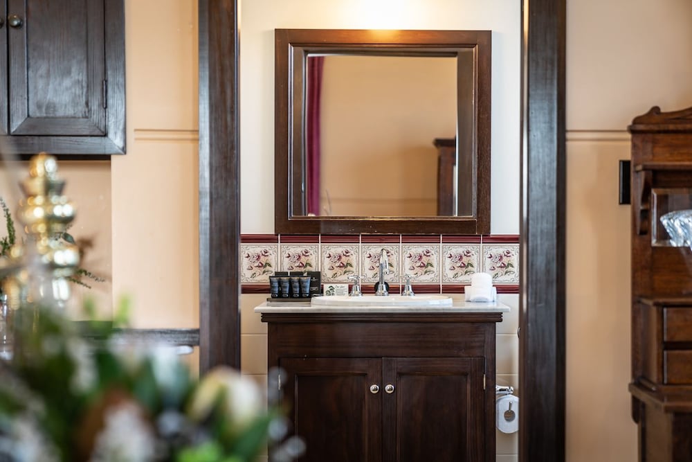 BALLINA MANOR BOUTIQUE HOTEL 3/55