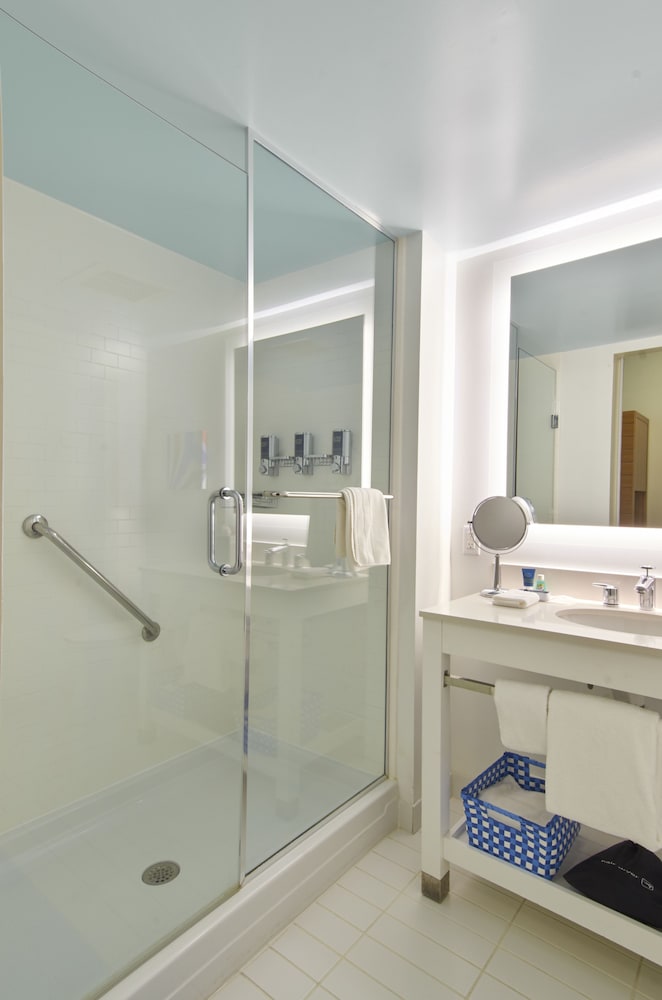 Four Points By Sheraton Punta Gorda Harborside 22/60