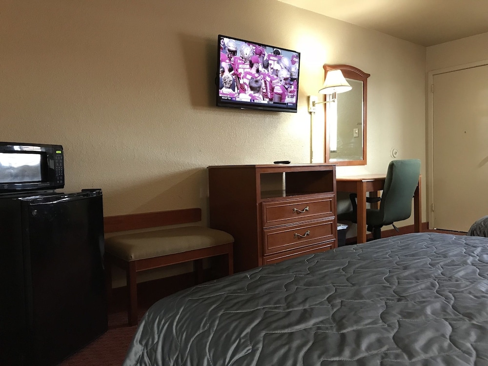 Best Budget Inn Abilene 8/23