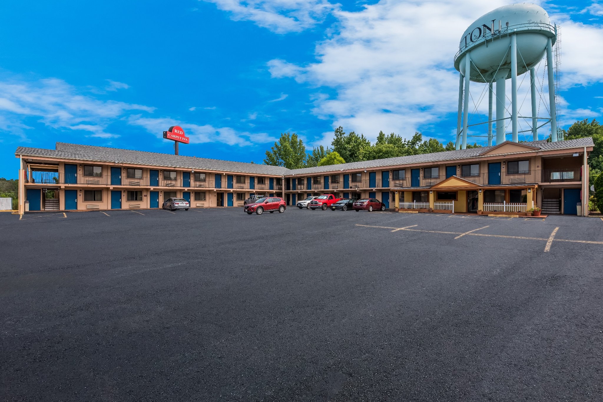 Red Carpet Inn Elkton 24/34