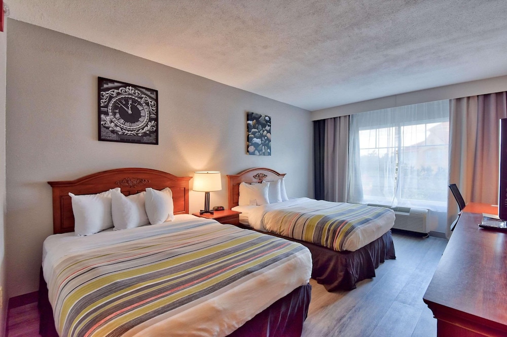 ROOM, 2 QUEEN BEDS