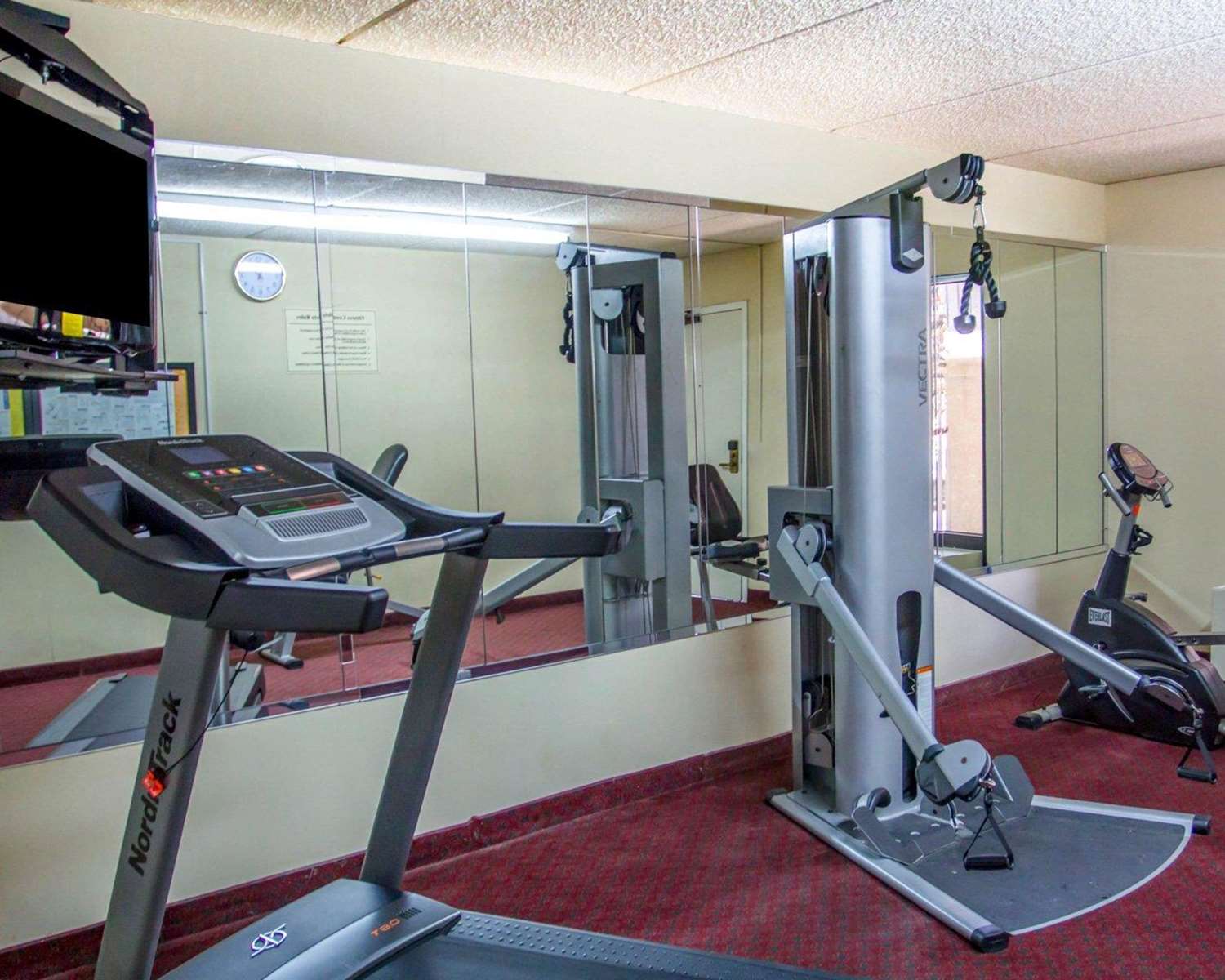 Quality Inn Riverside Near UCR and Downtown 18/32