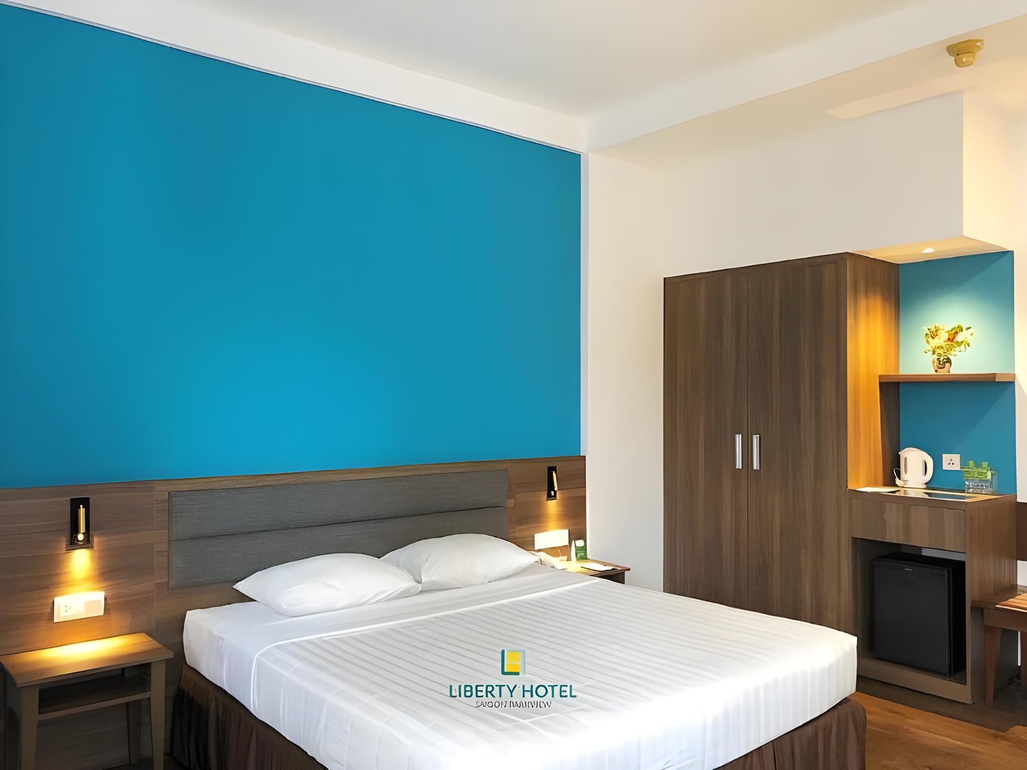 Signature, Deluxe, Single, Double or Twin Bed