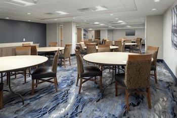 Fairfield Inn and Suites by Marriott Denver Southwest/Lakewood 30/40