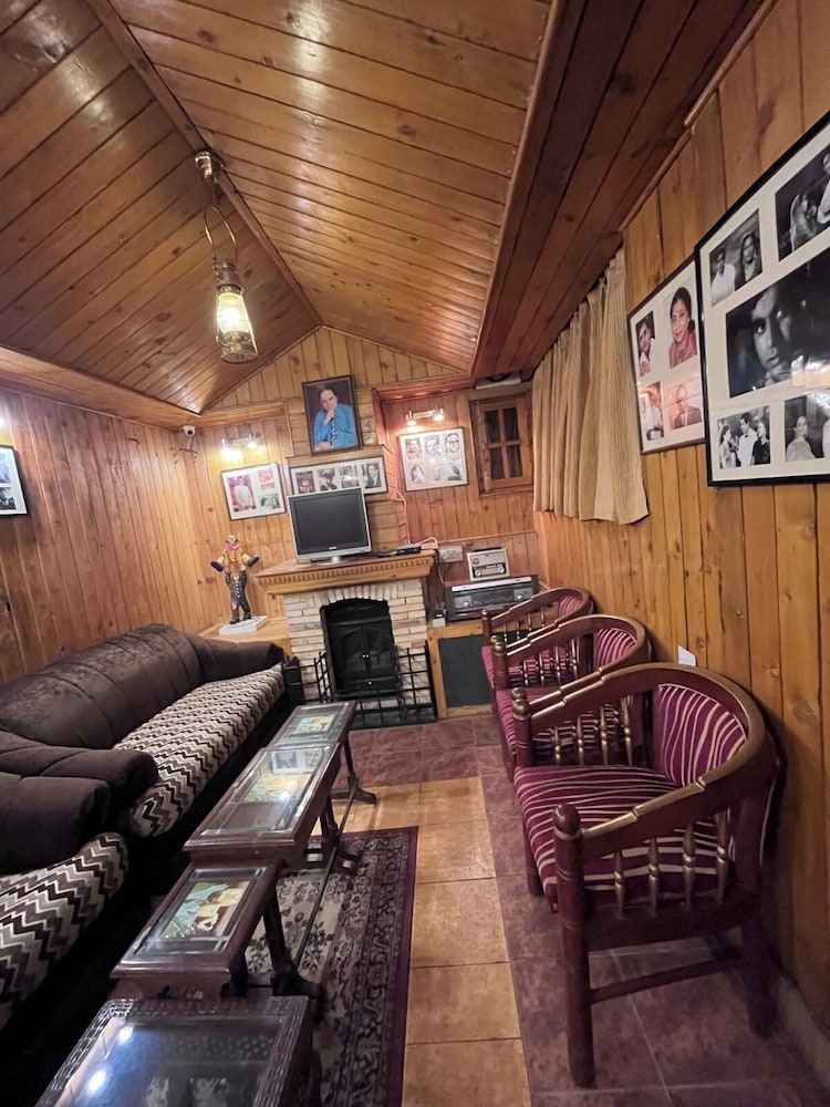 Hotel Snow King Retreat 23/41