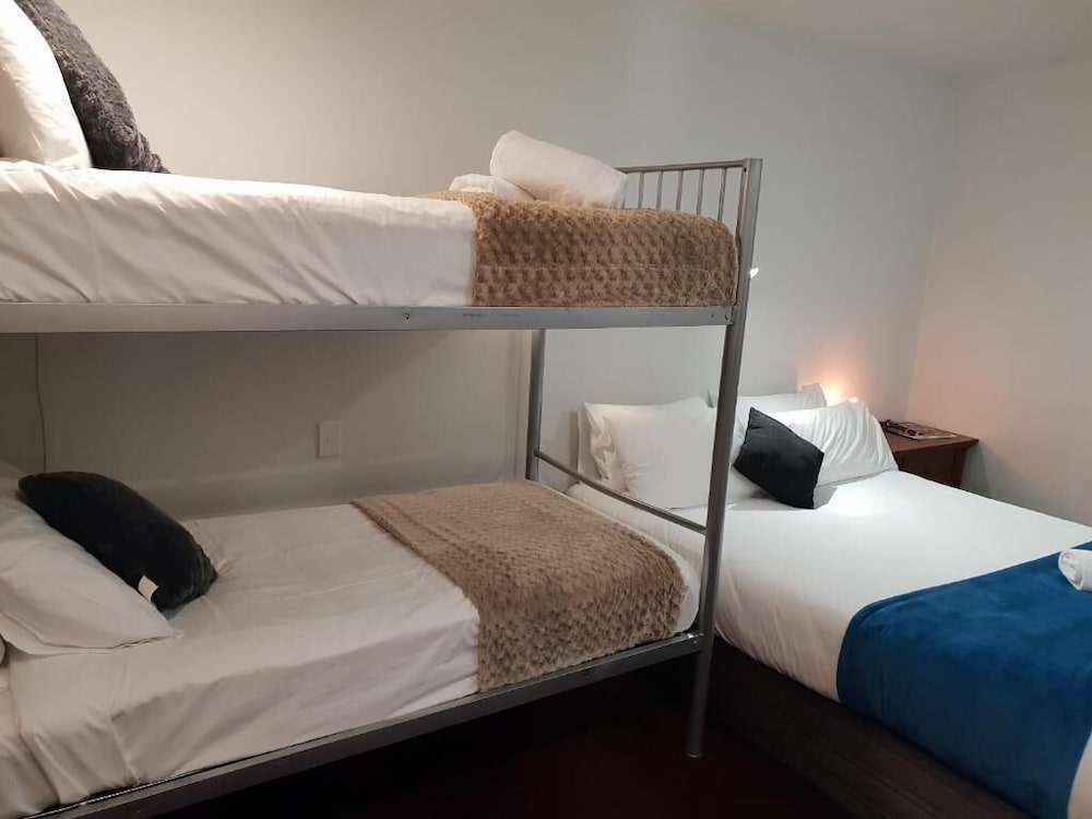 New Orleans Hotel 13/49