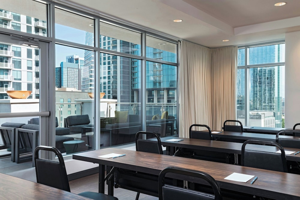 Fairfield by Marriott Inn & Suites Austin Downtown 26/50