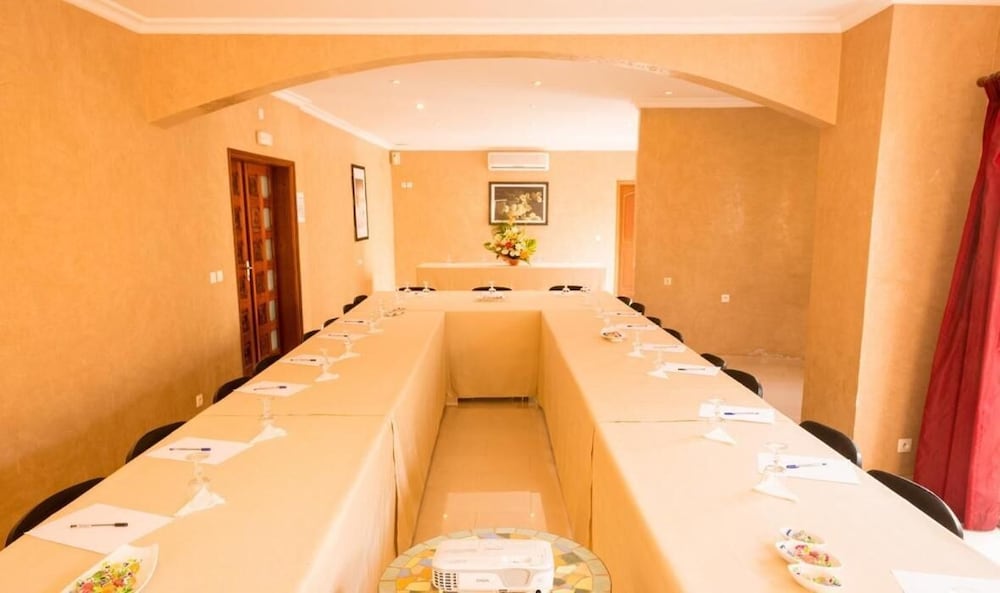 Lodge Des Almadies 35/55