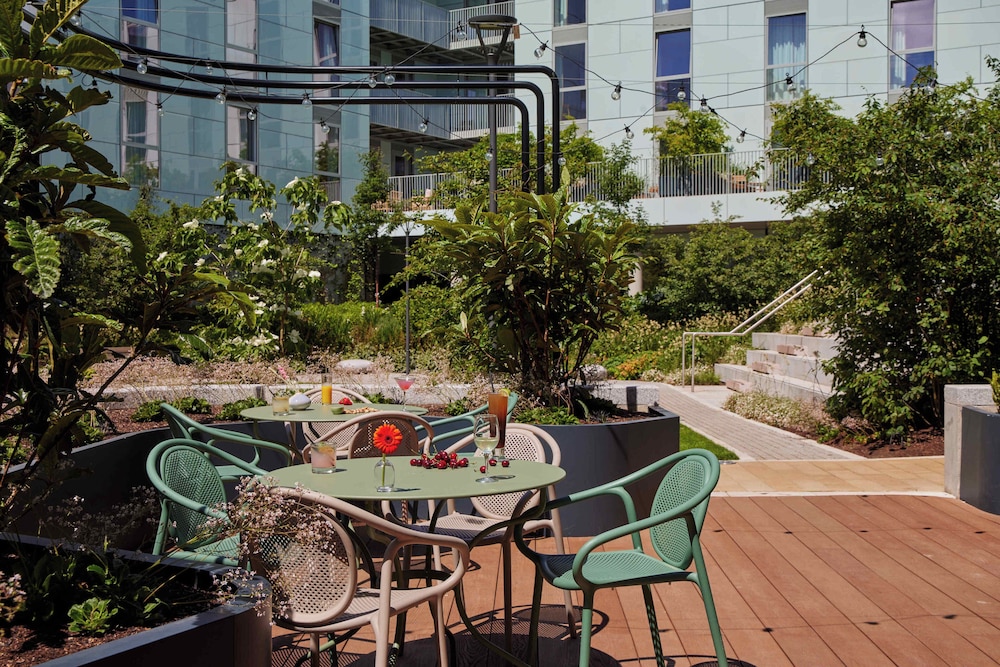 Hyatt Centric Cambridge 36/48