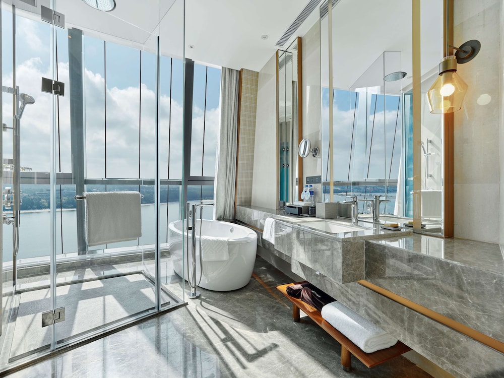 Hilton Hainan Ocean Flower Island 10/34