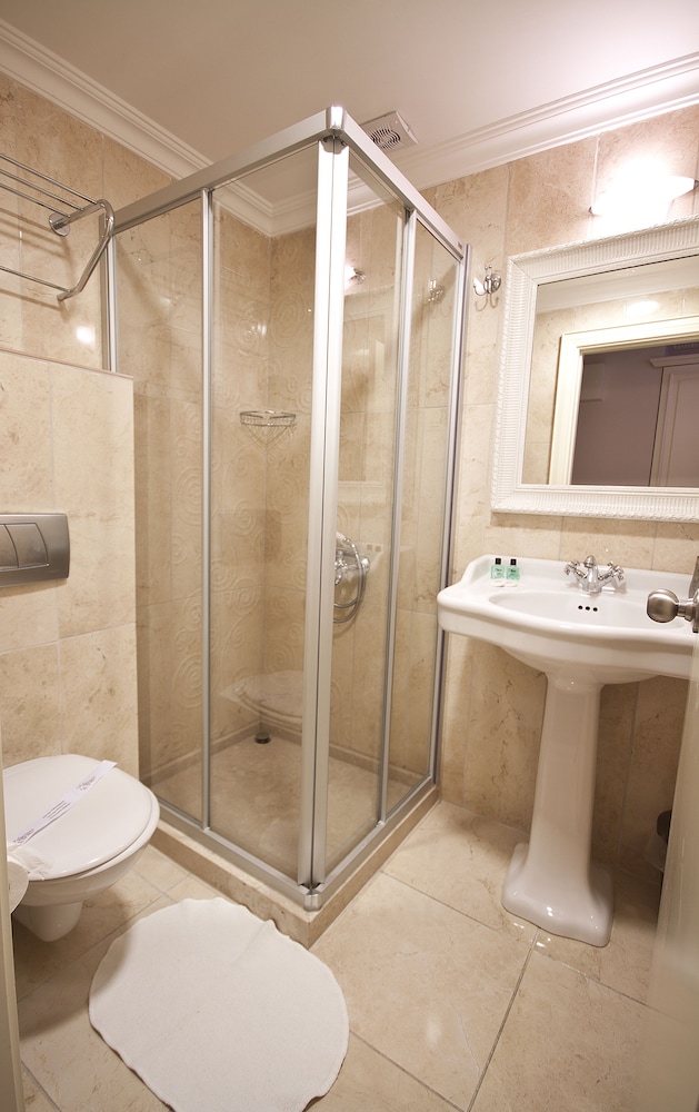 Evsen Hotel Adults Only 20/68