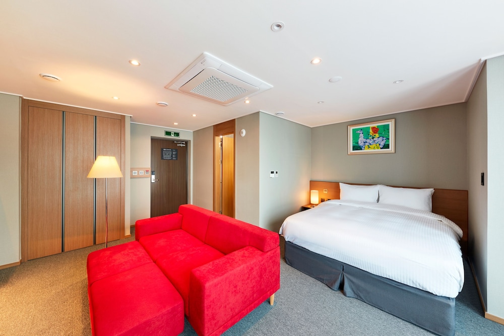 Ramada by Wyndham Gumi 16/50