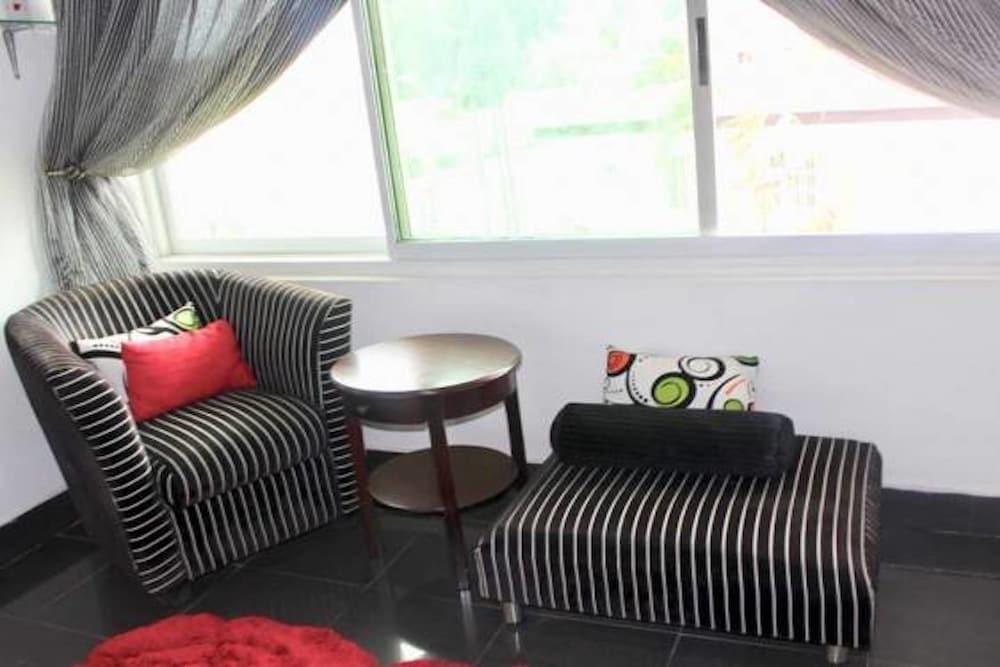 The Residence Apartments 14/27