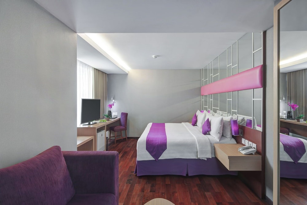 Quest Hotel Darmo Surabaya 22/52