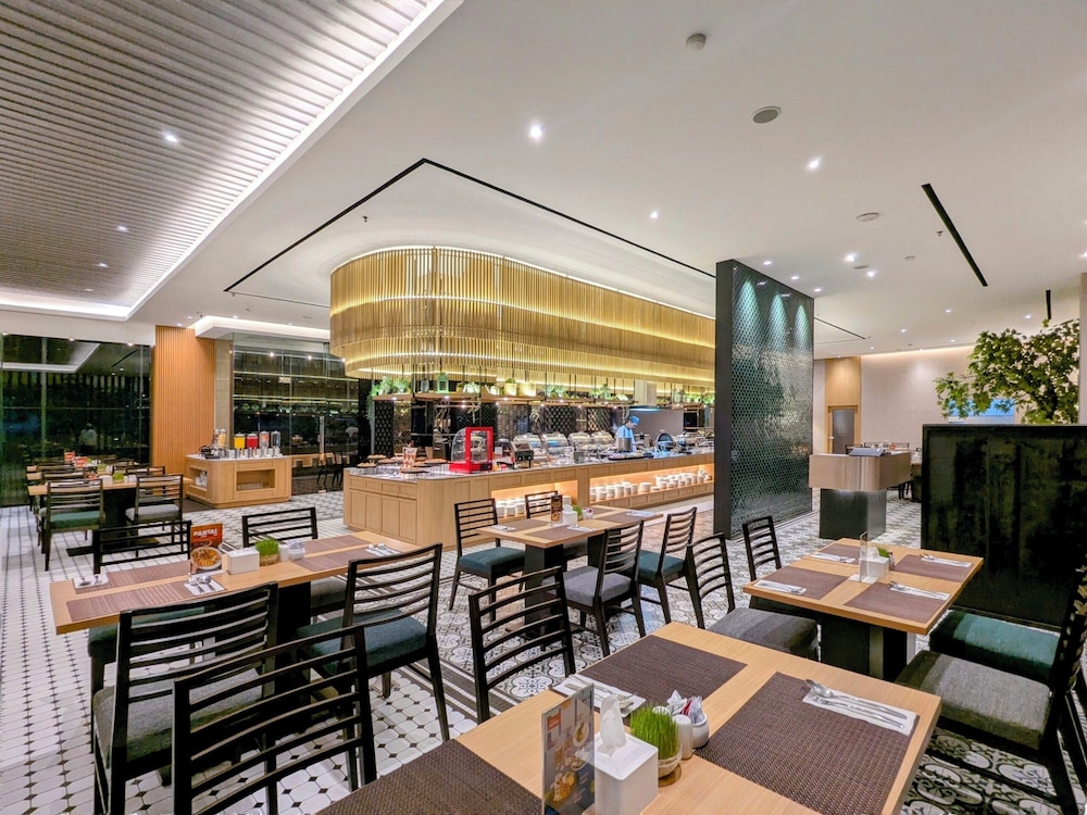 Grand Zuri Jababeka Cikarang 50/68