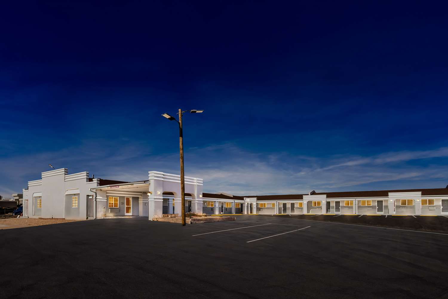 Econo Lodge Inn & Suites Santa Rosa 15/15