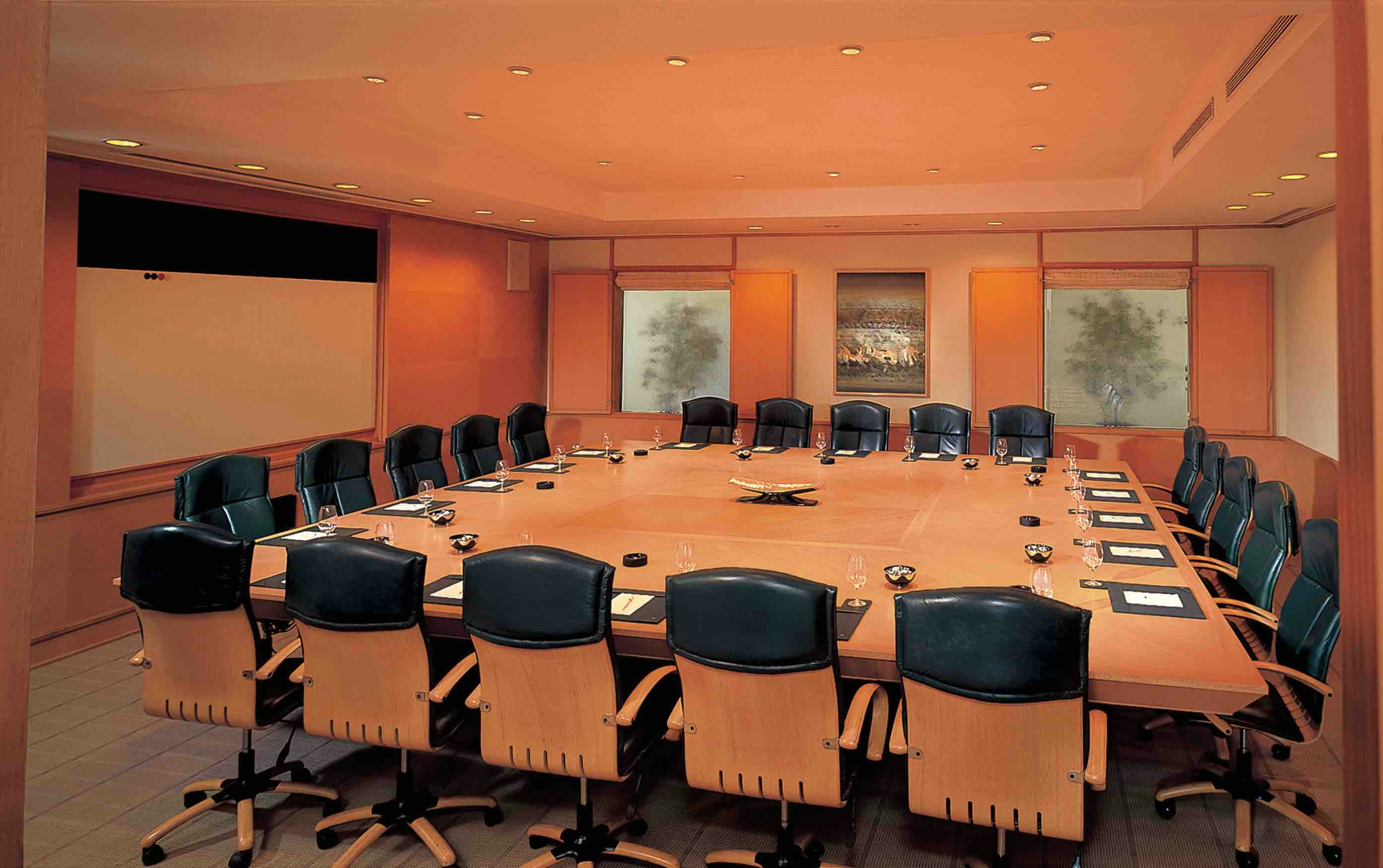 The Oberoi Mumbai 53/61