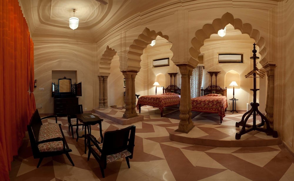 Neemrana’s Tijara Fort-Palace - 19th Century, Alwar 37/54