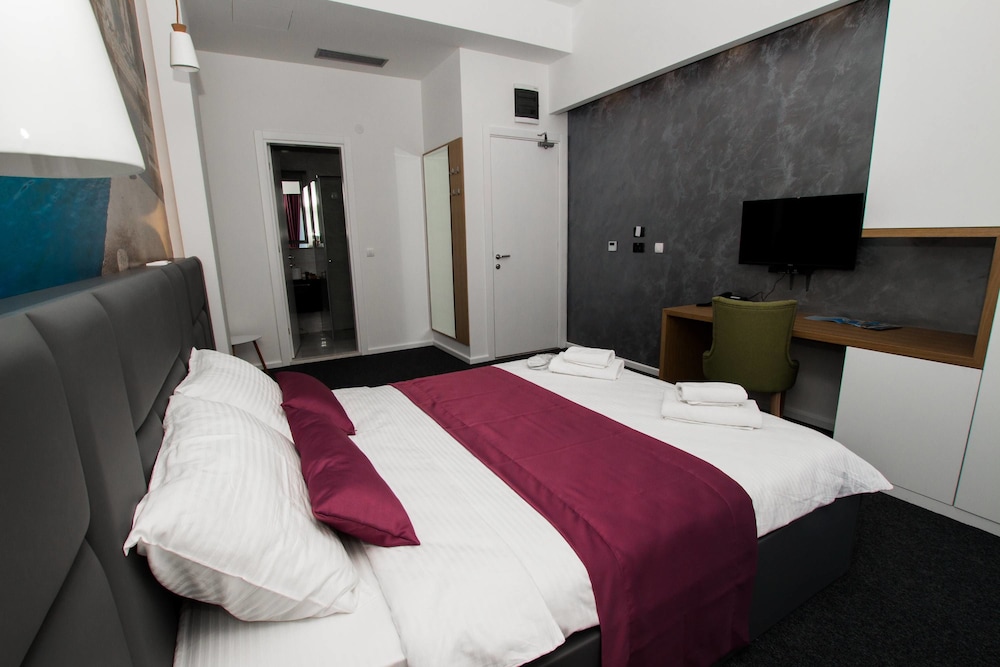 Hotel Alkima 6/50