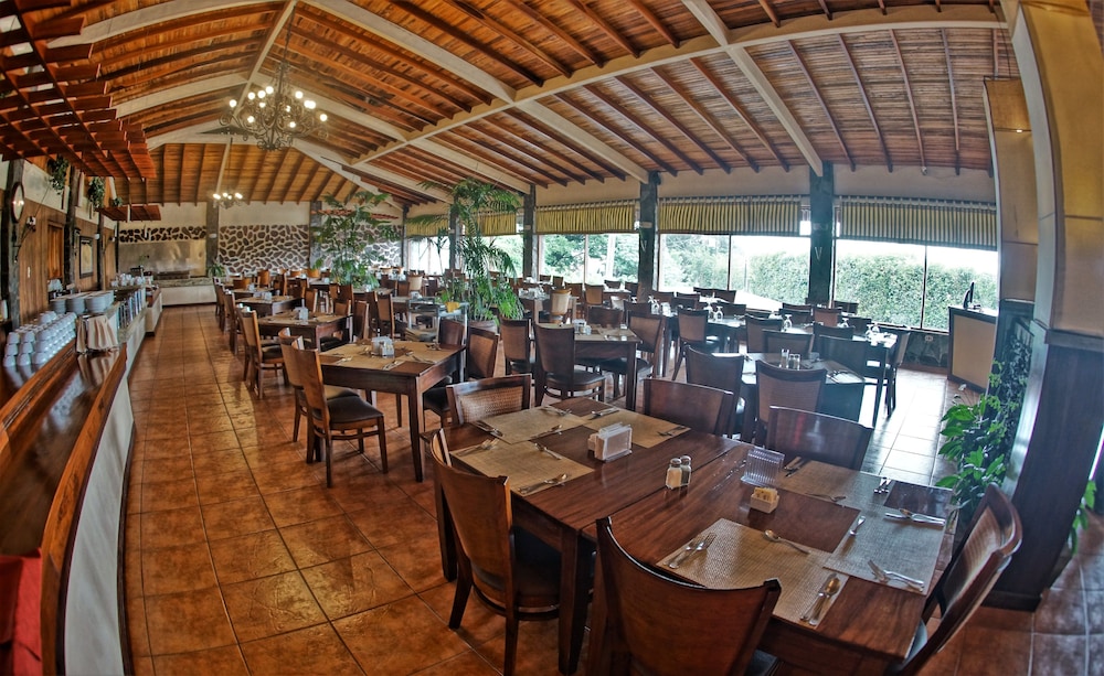 El Establo Mountain Hotel 54/68