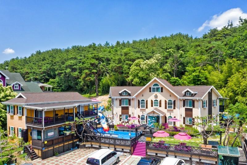 Gyeongju Tturane Pension 3/16