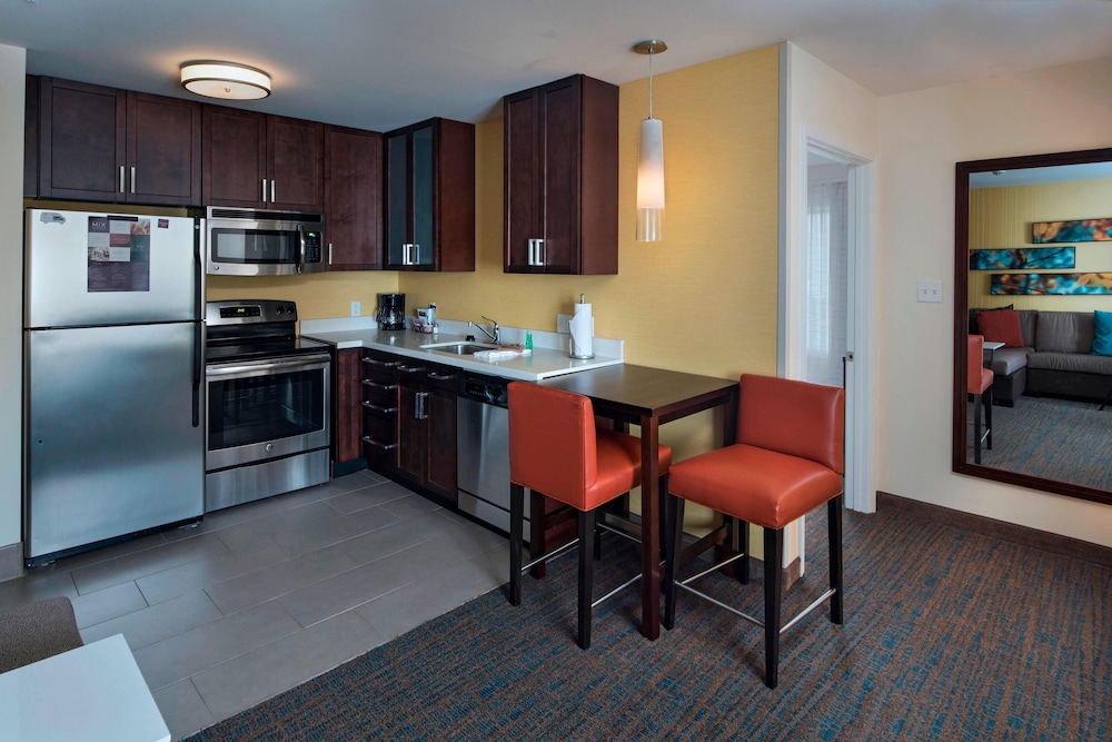 Residence Inn Omaha West 42/44