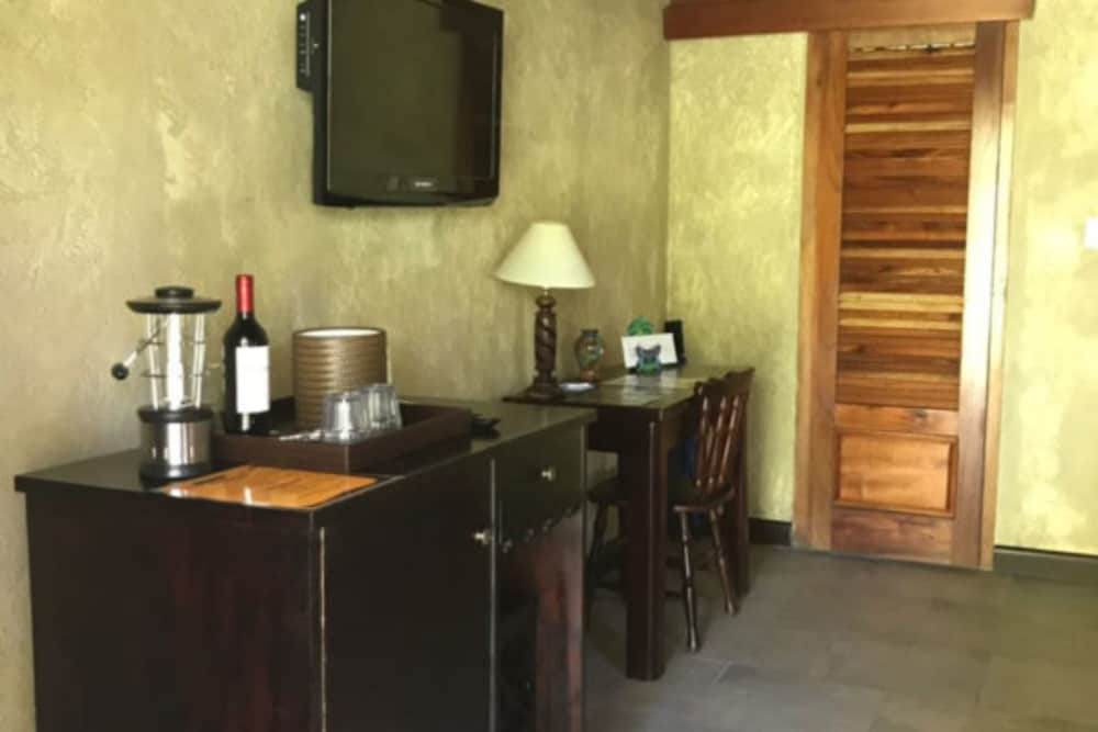 The Falls Resort at Manuel Antonio 13/70