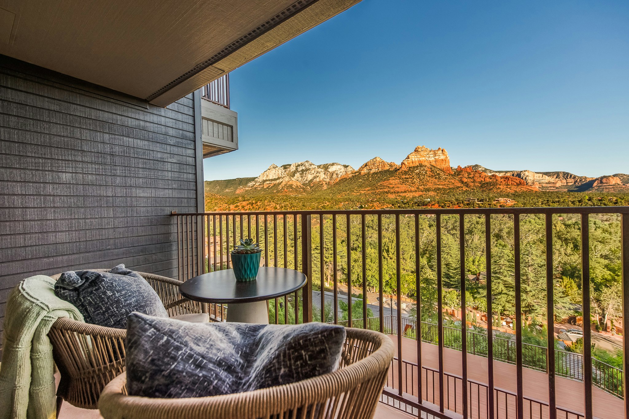 L Auberge de Sedona 43/84
