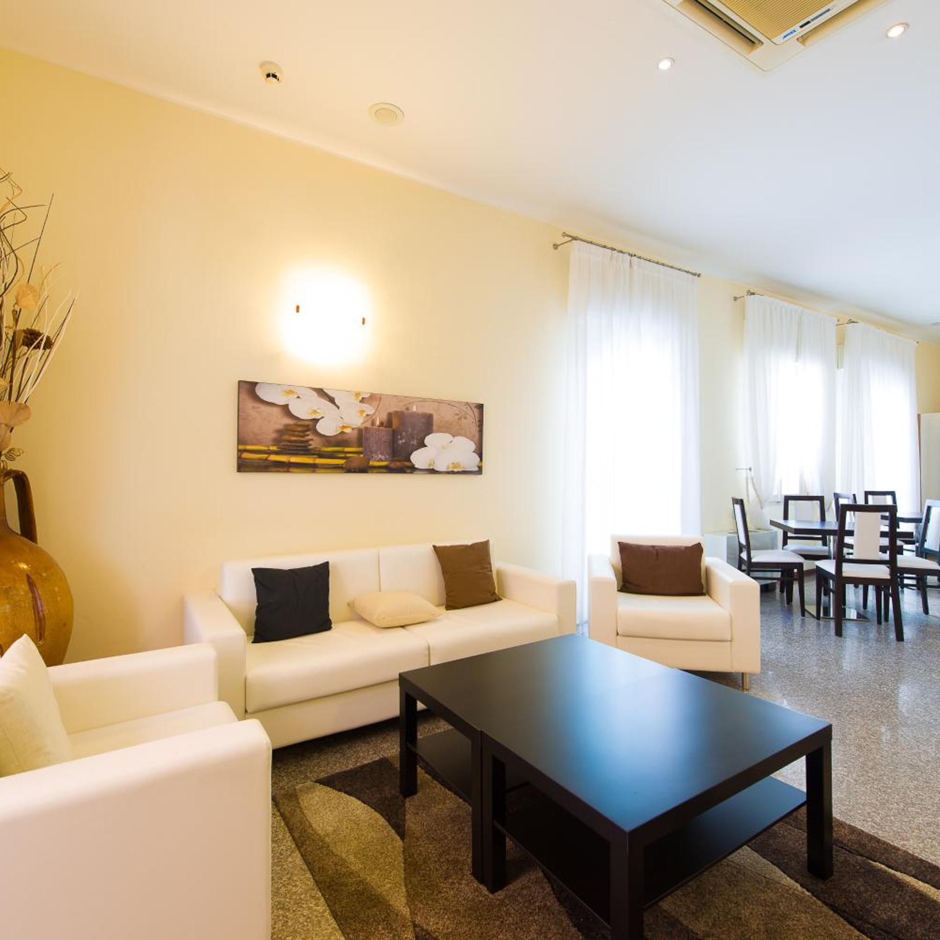 Hotel Galassia 36/50