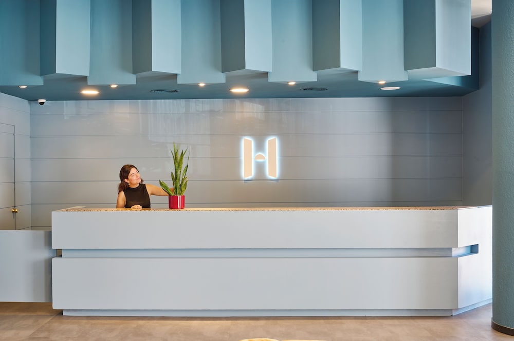 Hesperia Sant Joan Suites 6/57
