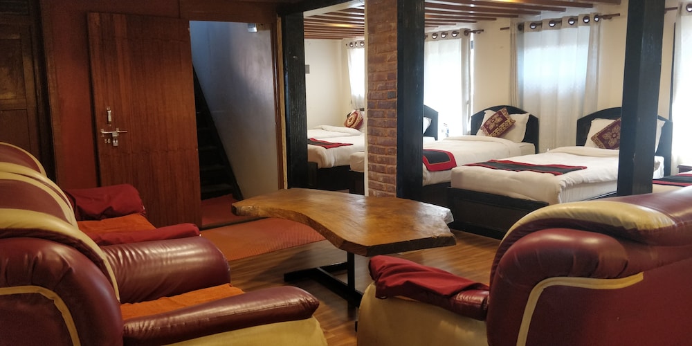 Tulaja Boutique Hotel 35/50