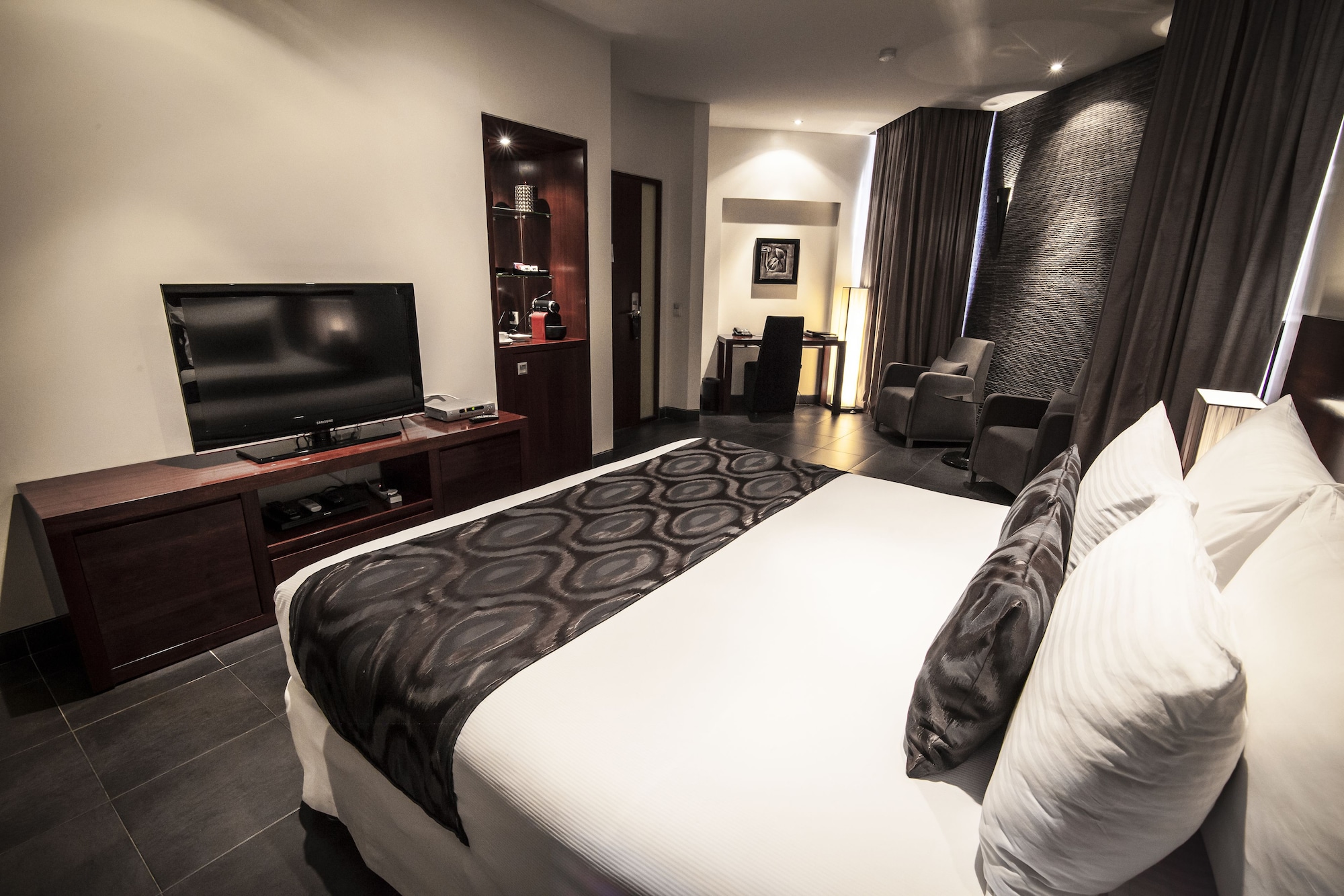 rooms