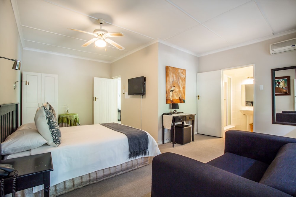HLANGANA LODGE 15/56