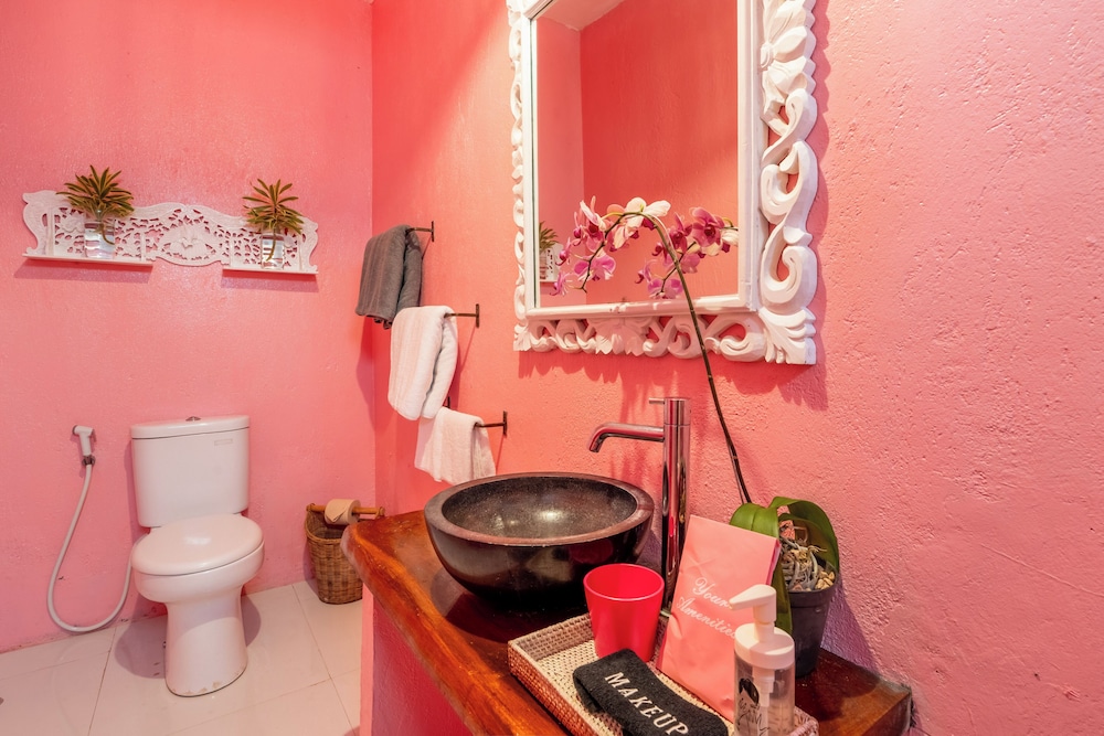 PinkCoco Uluwatu - Constant Surprises & for Cool Adults Only 47/50
