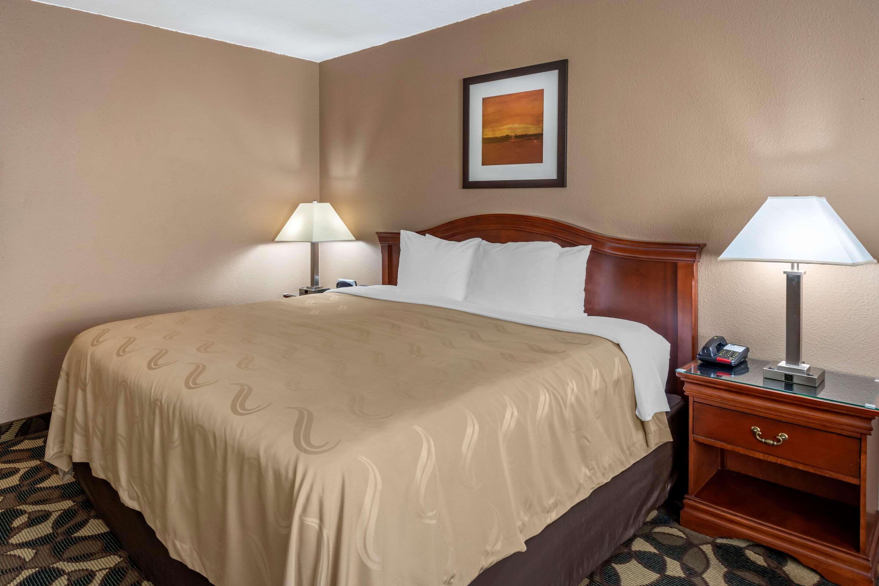 غرفة بسرير كوين، Quality Inn Paradise Creek 3/3