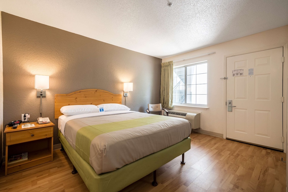 Studio 6 Extended Stay - Duluth, GA - Atlanta - Gwinnett Place 24/48