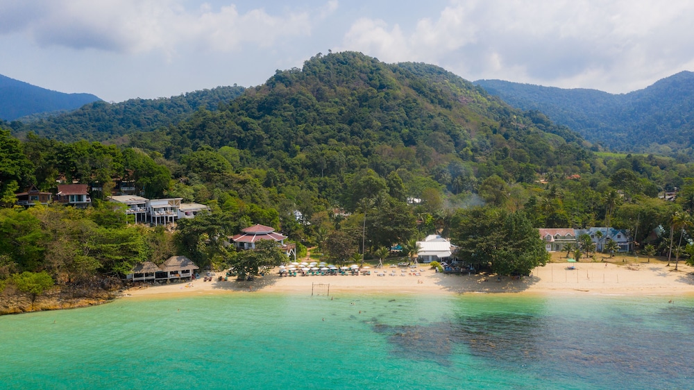Koh Chang Cliff Beach Resort 44/50