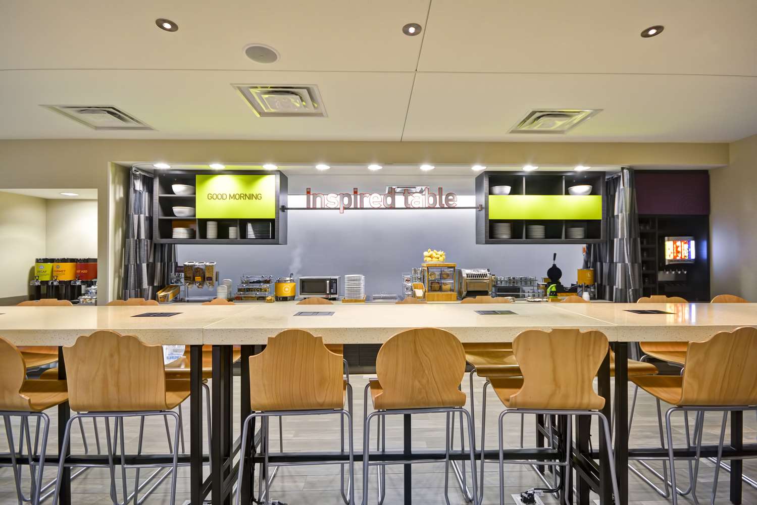 restaurant cafeteria