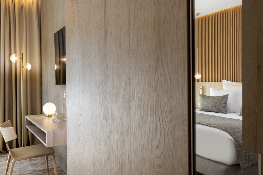 Hotel Spa Restaurant Villa Castellane by Germain Collection 81/82